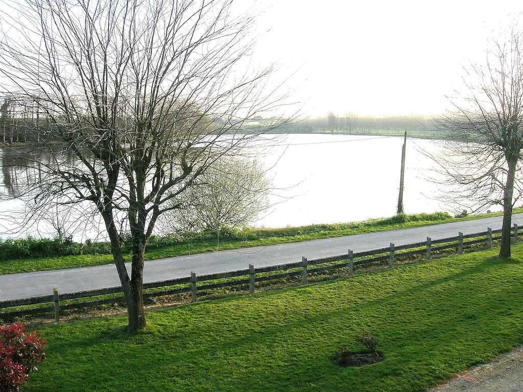 Chambre D'Hotes - La Rigaudiere Le Theil-de-Bretagne 外观 照片